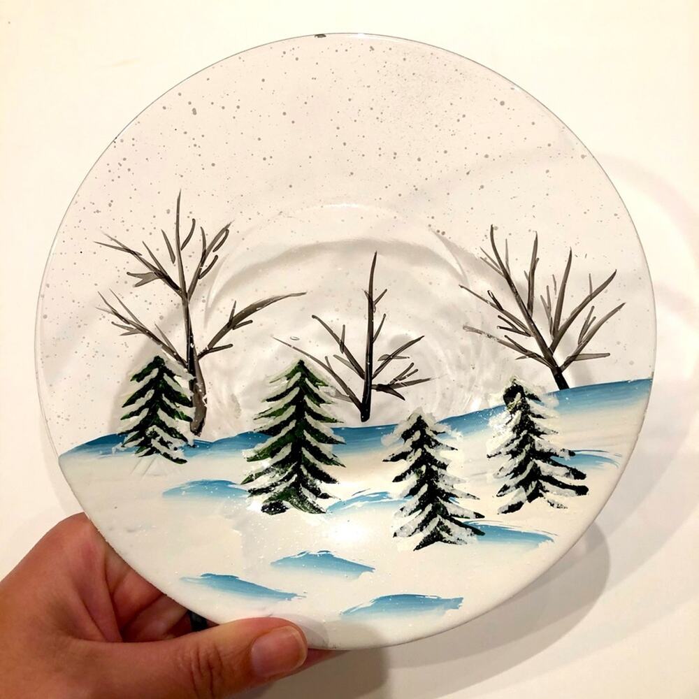 Yankee Candle Winter Scene glass candle holder - New with tags